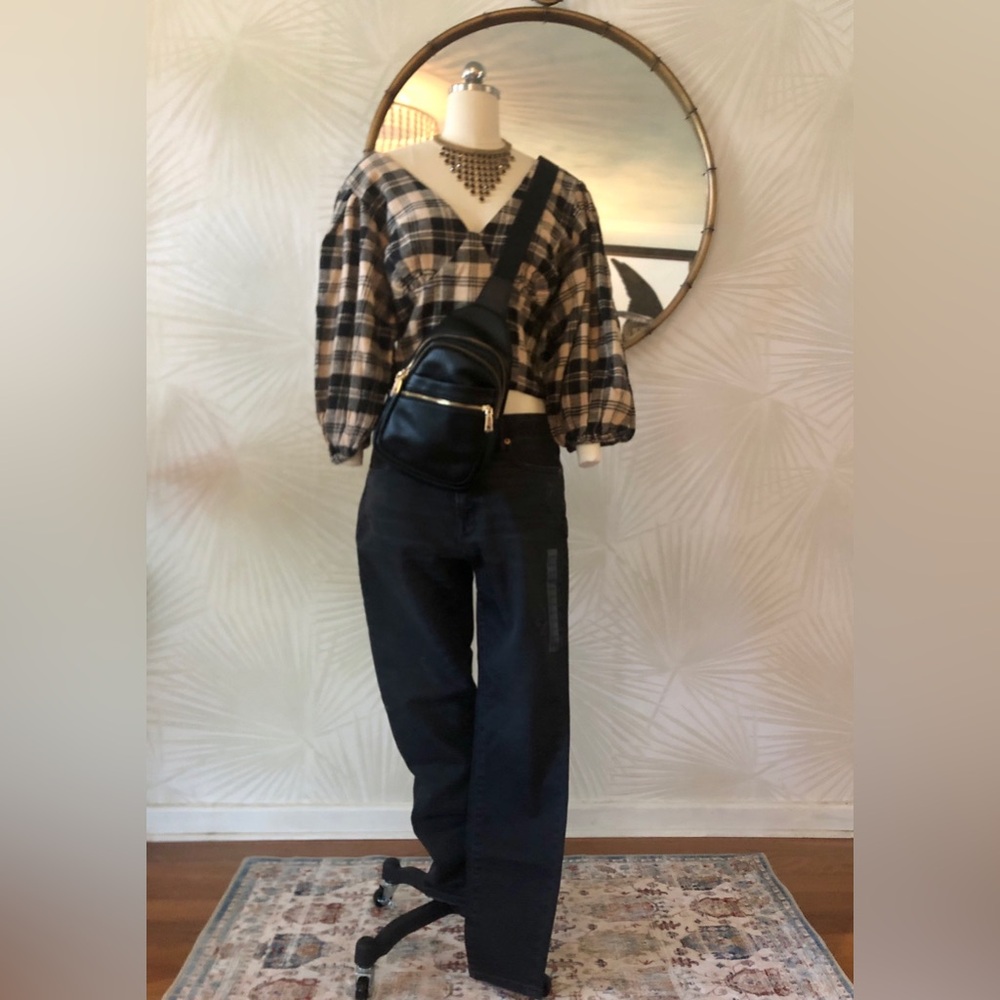 American Eagle Skinny Next Level Jeans, Chaser Plaid Crop Top, Sling Bag Outfit